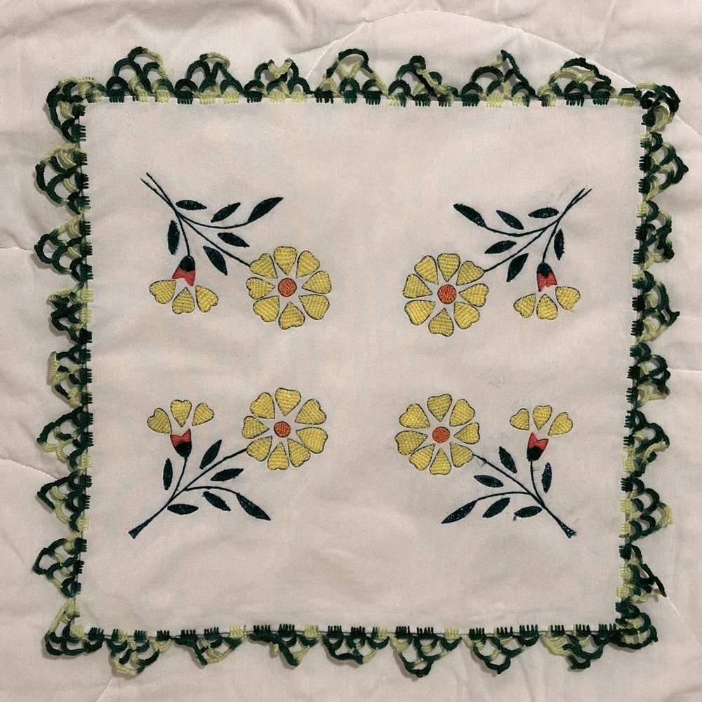 Mexican hand embroidered napkin for tortillas - Servilleta bordada a mano. New.